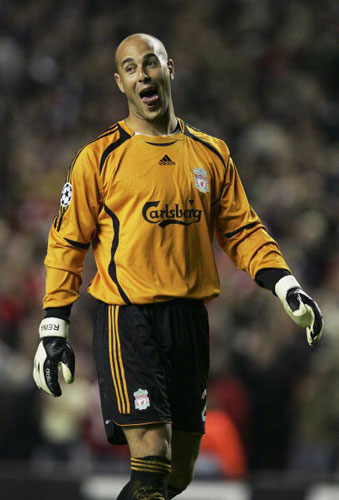 卡佩罗：阿莱格里让一支散乱的米兰具备争冠实力，但还少中锋（卡佩罗：阿莱格里将散乱的米兰打造成争冠之师，但仍缺一名中锋）