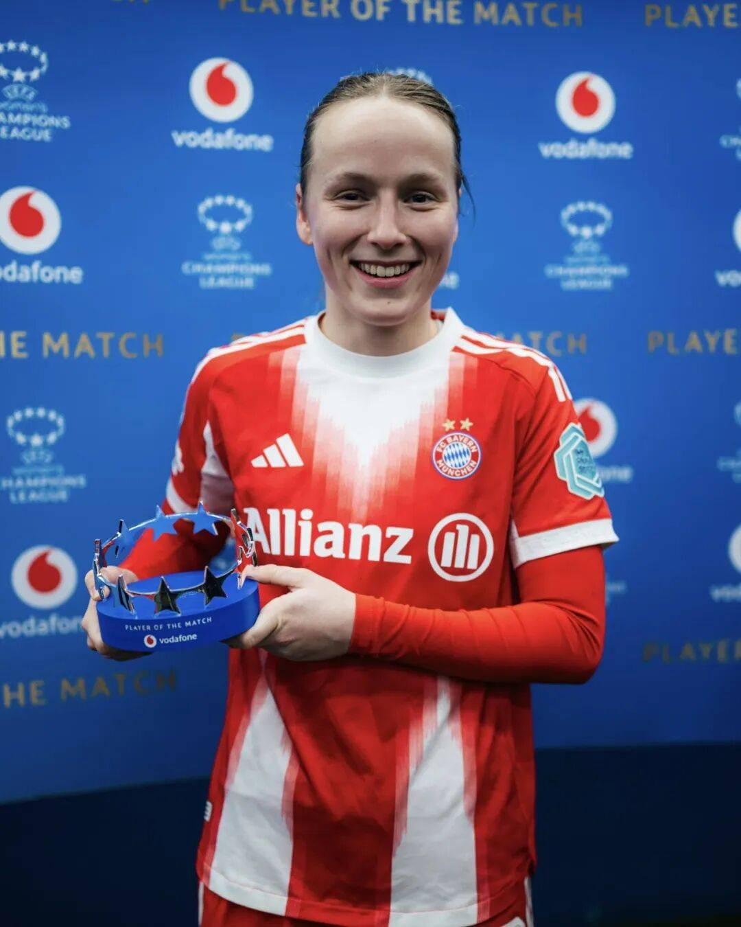 NBA杯战报：小贾伦·杰克逊24分，灰熊112-107击败快船（NBA季中锦标赛赛况：小贾伦·杰克逊砍下24分，灰熊112-107险胜快船）