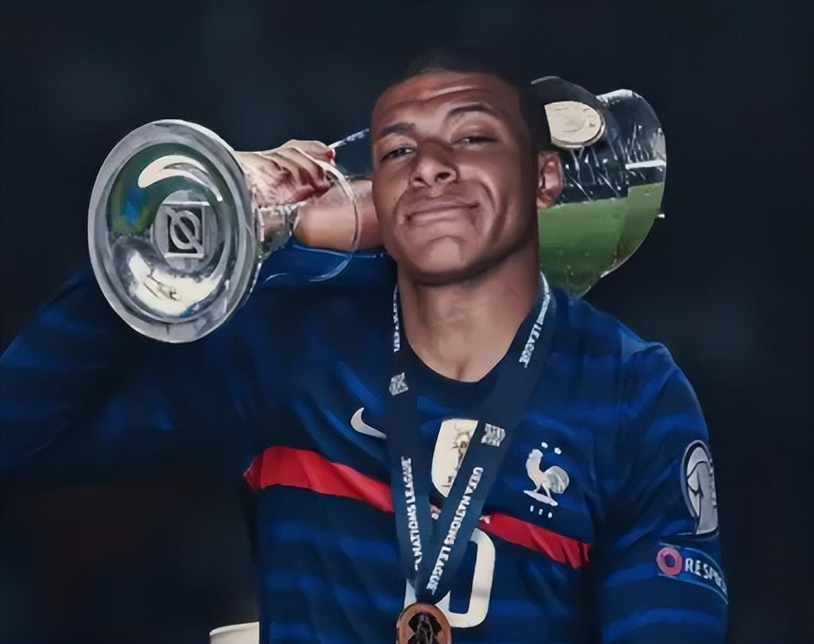 阿森纳3-1拜仁，廷贝尔、马杜埃凯、马丁内利破门，诺伊尔送礼（阿森纳3比1力克拜仁：廷贝尔、马杜埃凯、马丁内利建功，诺伊尔失误送礼）