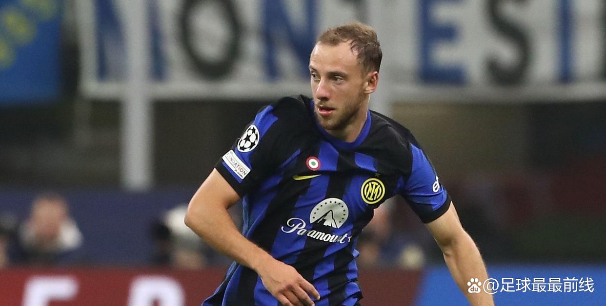 足球联赛赛季最佳球员排行榜（足球联赛本赛季最佳球员榜单）