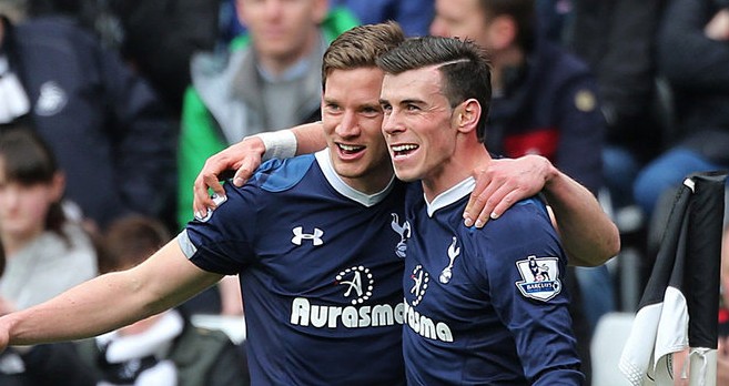 拜仁总监谈转会引援：重点是要新老搭配，保持球队竞争力（拜仁总监谈引援策略：新老结合，确保球队竞争力）