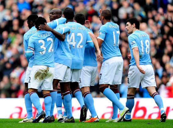 利物浦冬窗锁定后卫与边路！格伊、塞梅尼奥成重点目标（利物浦冬窗补强后防与边线，格伊与塞梅尼奥成主要引援目标）