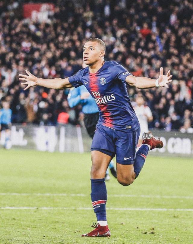 萨尔瓦多：从国家队到青训，我喜欢关注中国足球的每一个层面（萨尔瓦多：无论国家队还是青训，中国足球的每个环节我都关心）