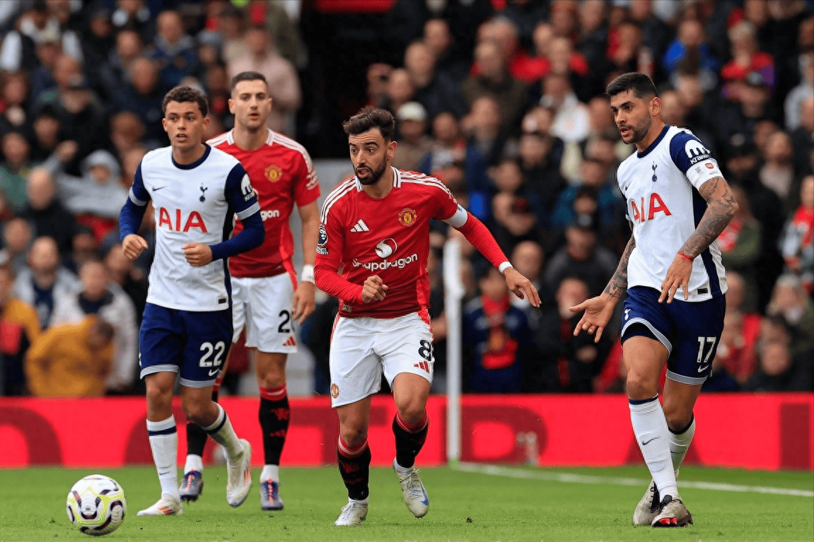 博主：今天中午河南队已抵达足协杯决赛地苏州，并进驻赛区（博主称河南队今日中午抵达苏州足协杯决赛地并已进驻赛区）