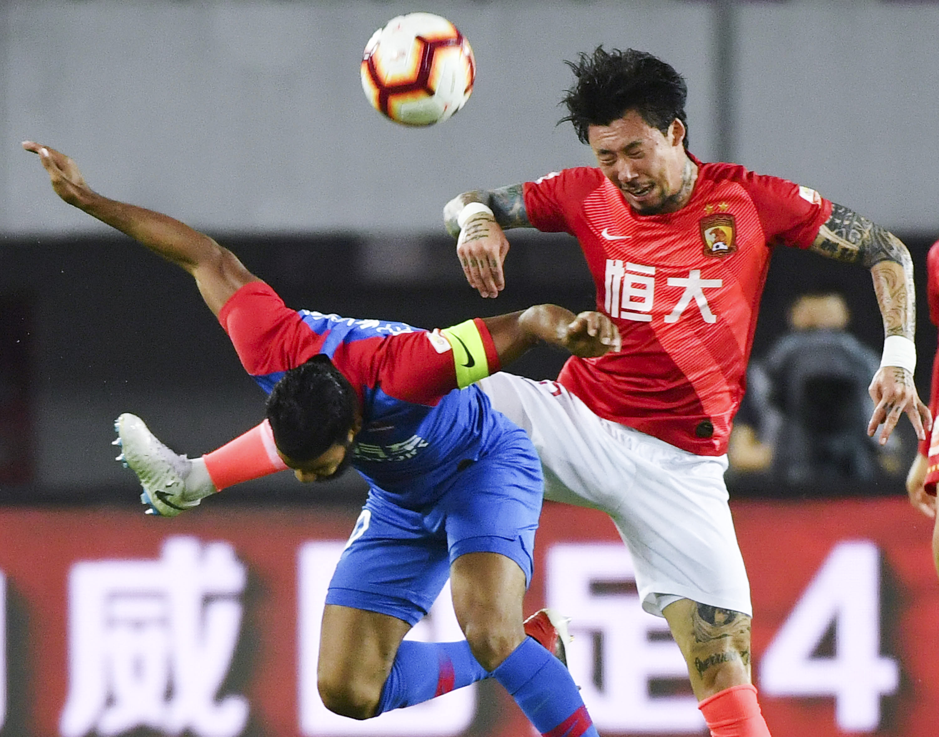 朱俊龙：单节10分钟节奏快很多，有利于适应国际比赛（朱俊龙：单节10分钟让比赛节奏更快，有助于适应国际赛场）