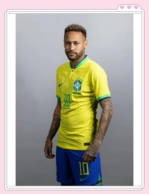 想踢好球，先学会“看”比赛（踢好球的第一课：学会“看”比赛）