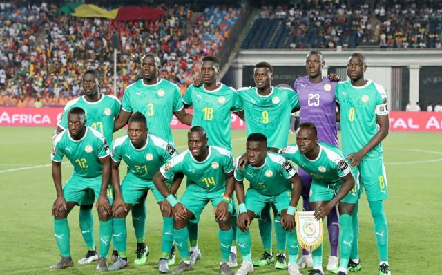 海港发文祝福奥斯卡：艰难时刻会过去，我们与功勋队长同在（海港发声力挺奥斯卡：困难终会过去，我们与功勋队长并肩前行）