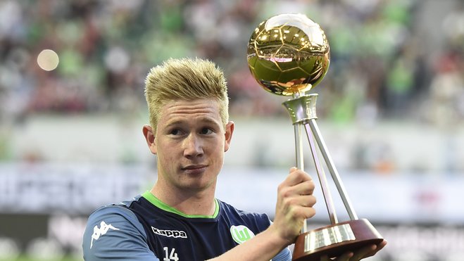 2-1！张帅晋级16强，决胜盘连输4局拒绝逆转，赛后振臂怒吼（2-1！张帅闯进16强，决胜盘连丢4局惊险拒逆转，赛后高举双臂怒吼）